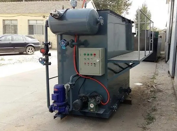 溶氣式氣浮機(jī)工作原理是什么樣的，我總結(jié)了三點(diǎn)，看看你知道不？02